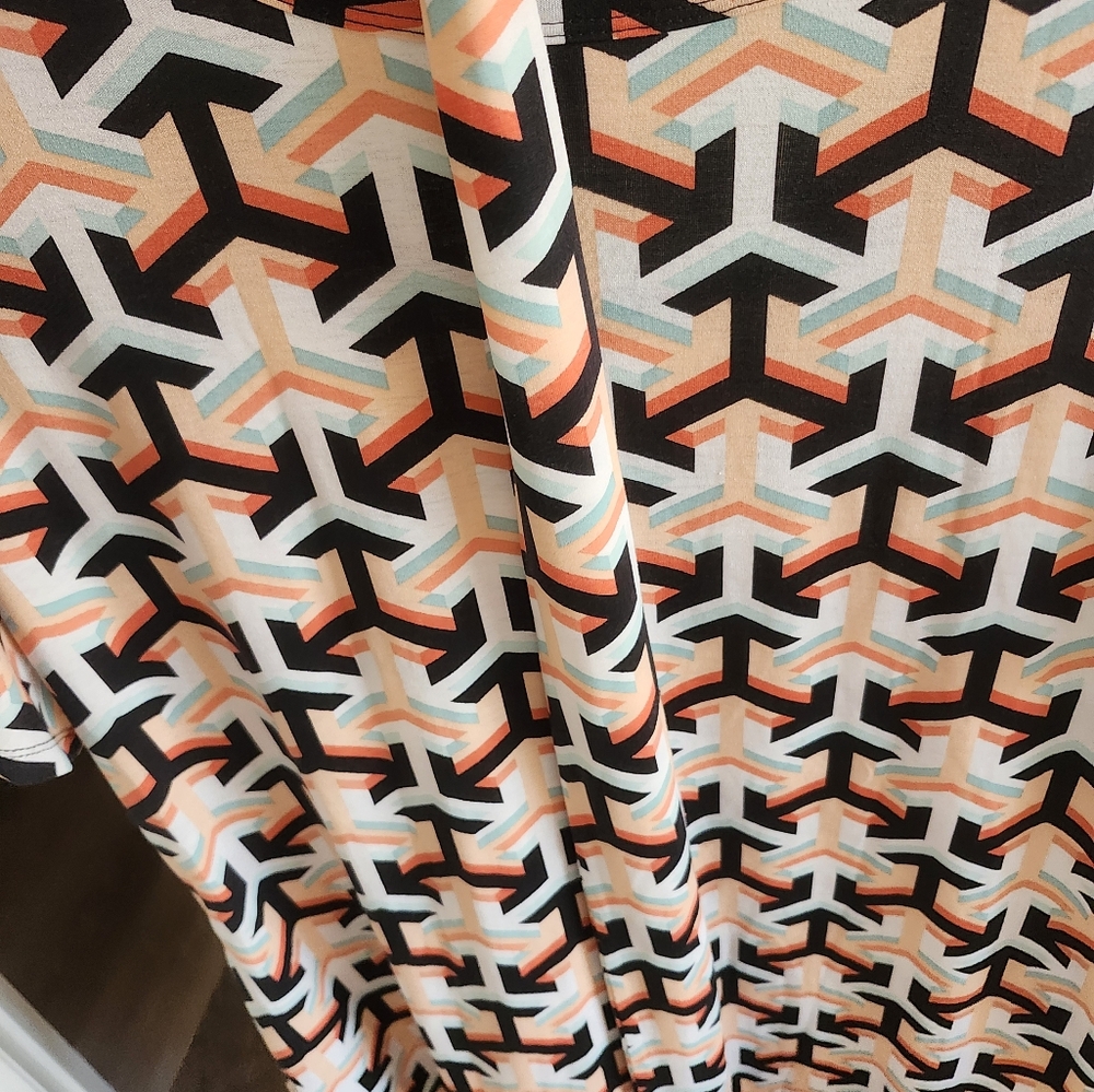 LuLaRoe Tunic in Black, Coral, Light Blue and Cream Geometric Print